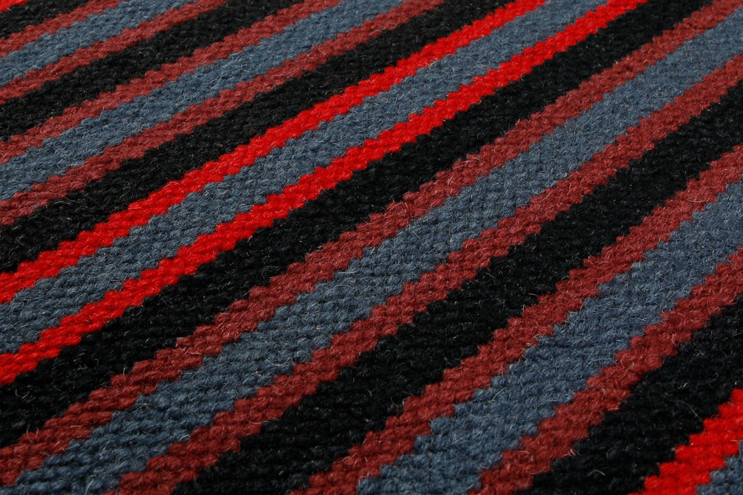 160x230 Teppich Wohnzimmer Marine Stripes – Klassischer Streifenteppich in Rot, Blau und Schwarz