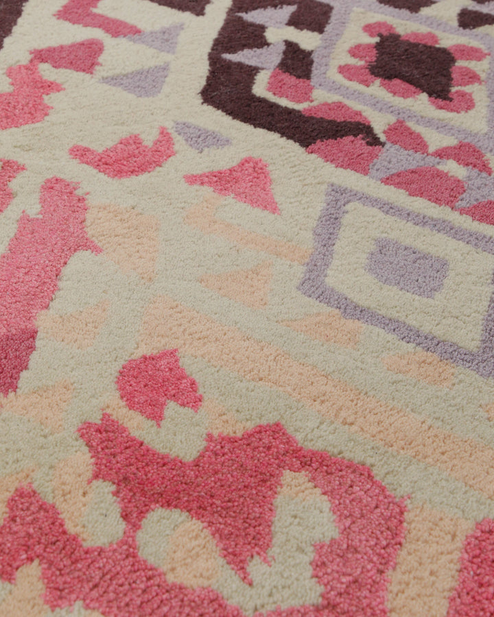Ikat-Raute in Sand - Handtuft Wolle 160 x 230 cm – Produktfoto freigestellt