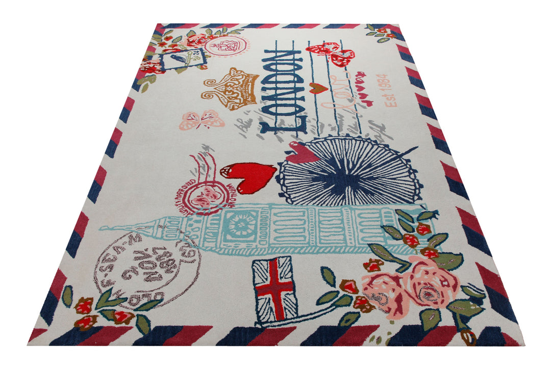London-Postkarte in Navy - Handtuft Wolle 160 x 230 cm – Teppich im Raum platziert