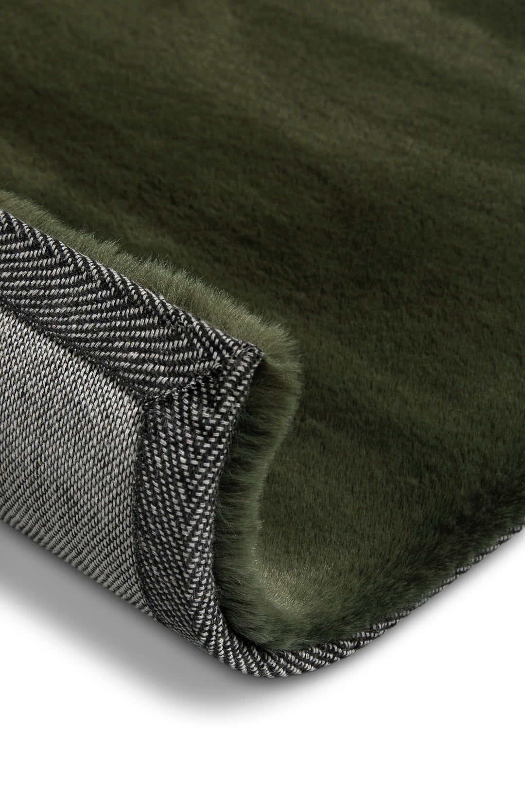 Hochflor Teppich Anna Oliv Grün Ansicht Unterseite