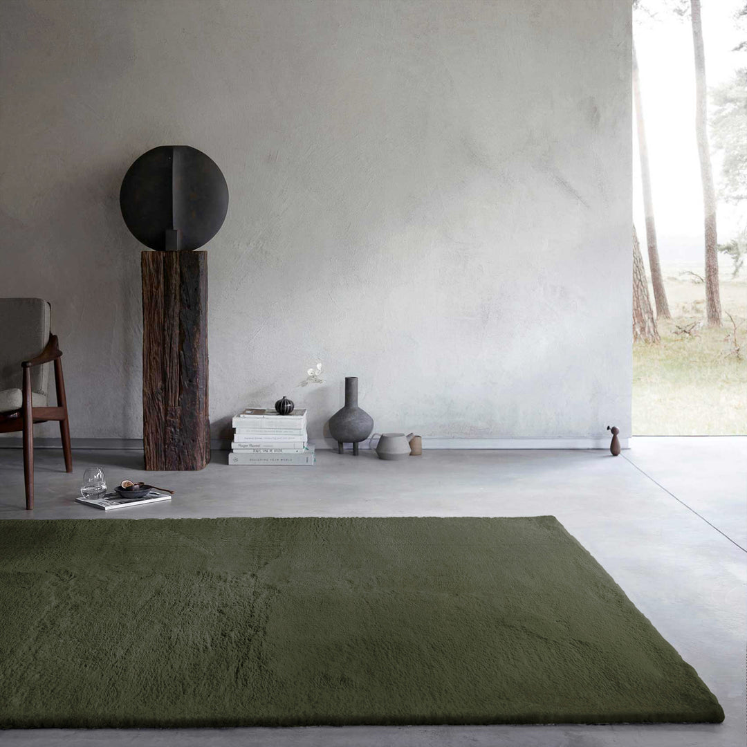 Hochflor Teppich Anna Oliv Grün Interiorbild