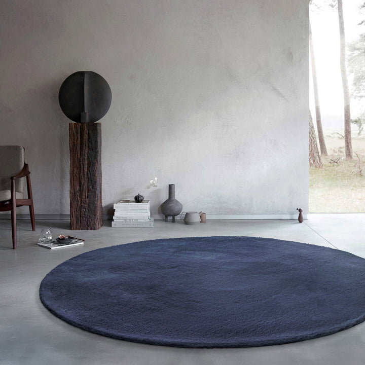 Kunstfell Teppich Rund Dunkelblau flauschig und weich "Anna" WECONhome Basics