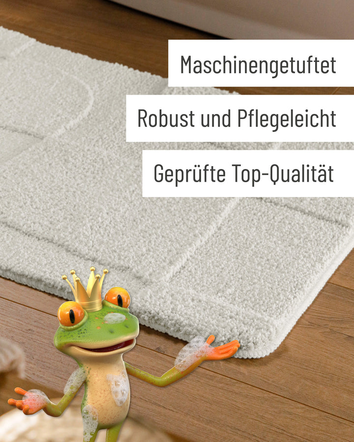 Badteppich Davie Weiß Detail der Teppichkante auf Holzfußboden, eingeblendete Hinweise zu Verarbeitung und Pflege