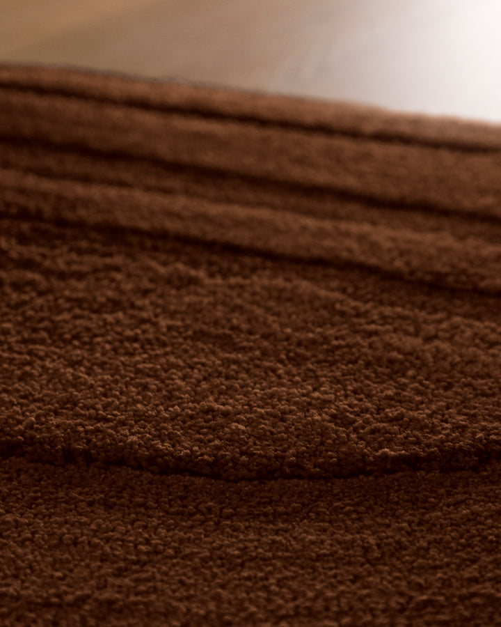 Badteppich Marc Braun Nahaufnahme der Florstruktur, Linienrelief im dichten Teppichflor sichtbar