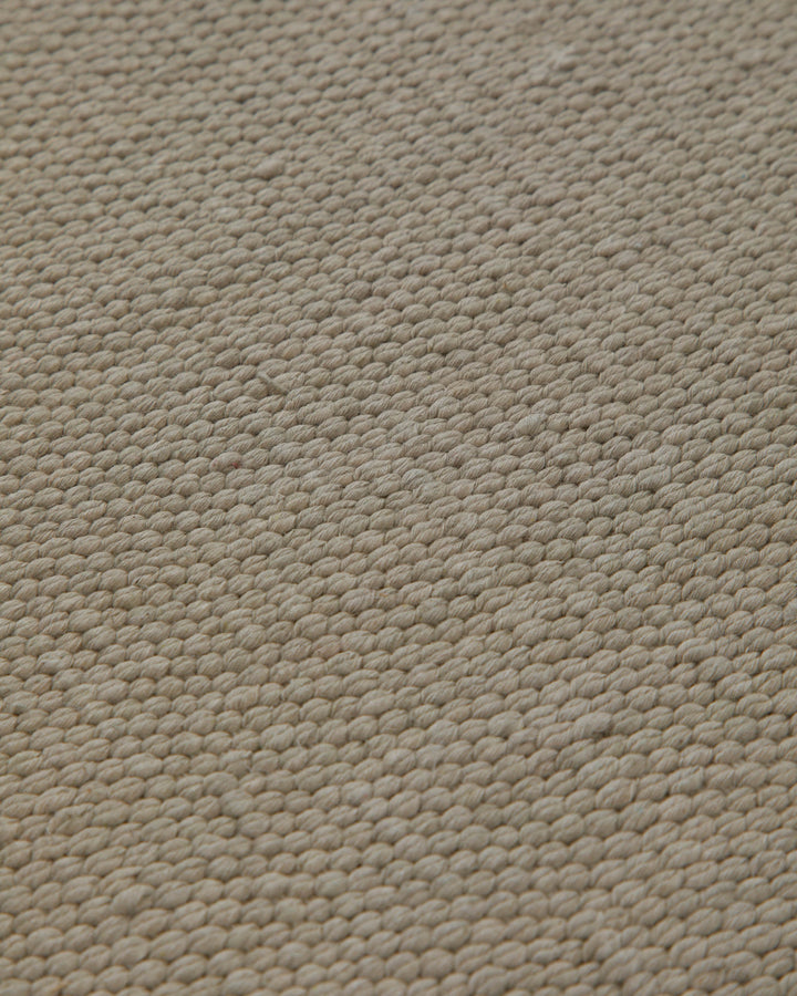 Handwebteppich Baumwolle uni taupe robust 160x230 cm – Close-up der Webart