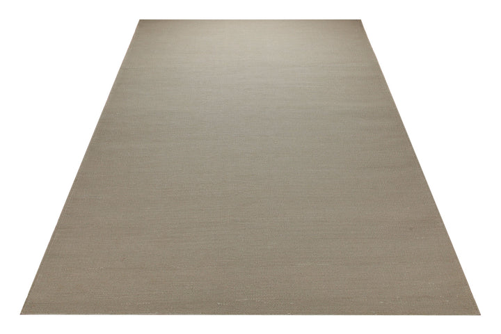 Handwebteppich Baumwolle uni taupe robust 160x230 cm – dekorativ im Raum inszeniert