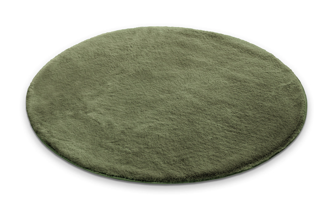 Emil Badteppich oliv grün Hochflor rechteckig in Perspektive