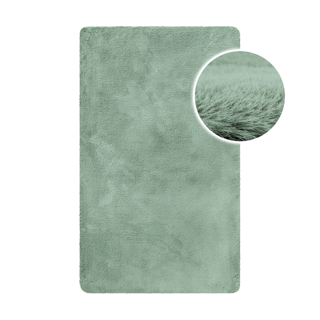 Emil Badteppich salbei grün Hochflor Frontansicht mit Detailausschnitt rechteckig