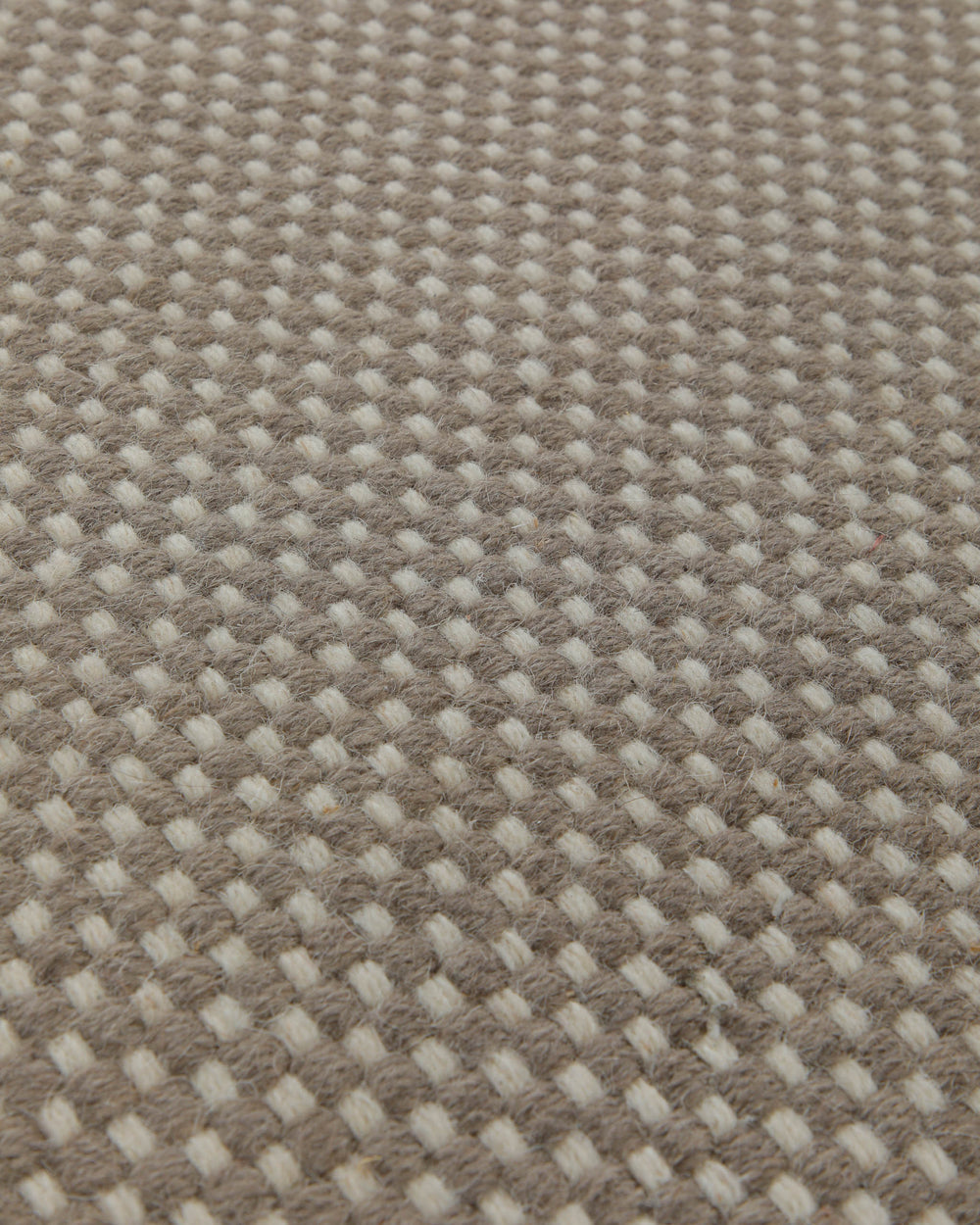Handwebteppich Wolle Feinstruktur greige 160x230 cm – Detailaufnahme der Musterung
