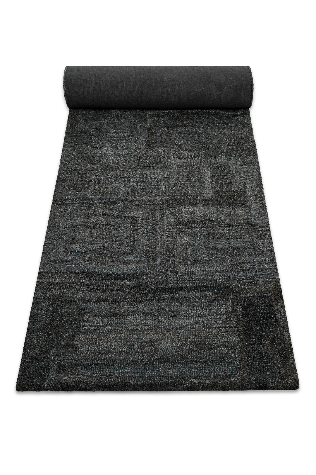 Perspektivische Aufnahme des Hamptons FORTYTWO Läufers mit betonter Musterführung und hochwertiger Verarbeitung.