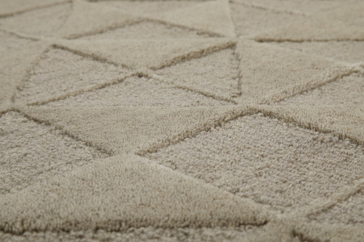 Makroansicht des Hamptons THIRTYSEVEN Wohnteppichs mit plastischer Oberflächenwirkung und modernem Charakter.