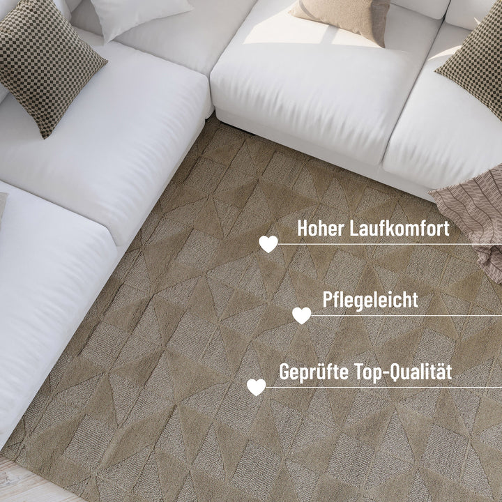 Makroaufnahme des Randabschlusses vom Hamptons THIRTYSEVEN Teppich mit robuster Materialqualität.