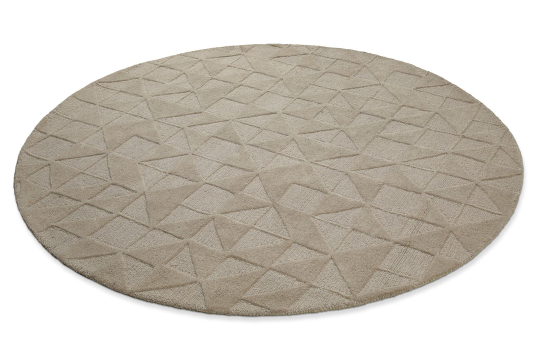 Detailbild der Teppichunterseite des Hamptons THIRTYSEVEN mit fester Basis für langlebige Nutzung.