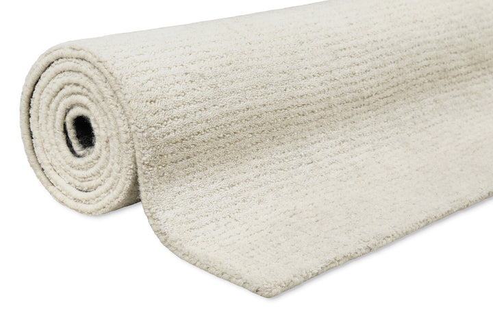 Fein strukturierte Teppichoberfläche des Hamptons THIRTYTWO mit dezenter Musterung und gleichmäßiger Verarbeitung.