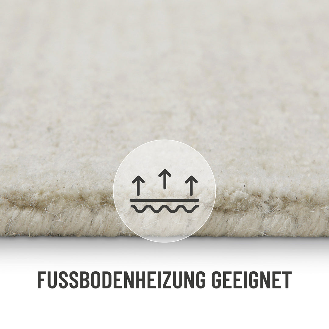 Nahaufnahme der Teppichkante vom Hamptons THIRTYTWO mit hochwertiger Einfassung und gleichmäßiger Struktur.