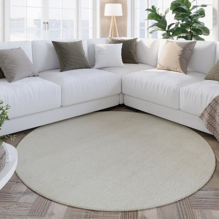 Hamptons THIRTYTWO Teppich aus alternativer Perspektive im Interieur mit moderner, strukturierter Optik.