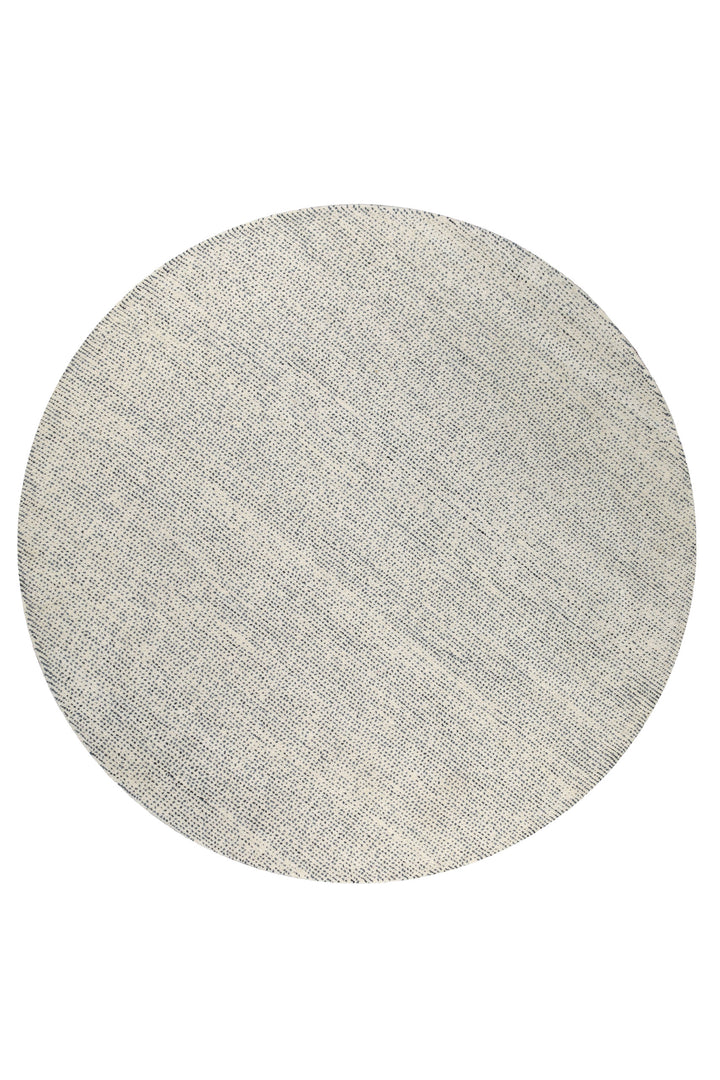 Frontansicht des Hamptons THIRTYTWO Teppichs mit stabiler Unterkonstruktion und sauberer Verarbeitung.