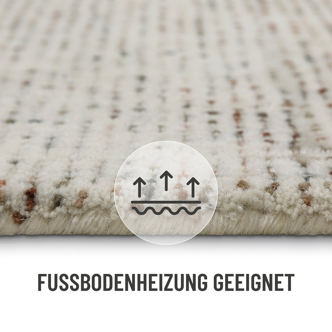 Vergrößertes Randdetail des Hamptons THIRTYTWO mit hochwertigem Abschluss und gleichmäßiger Struktur.