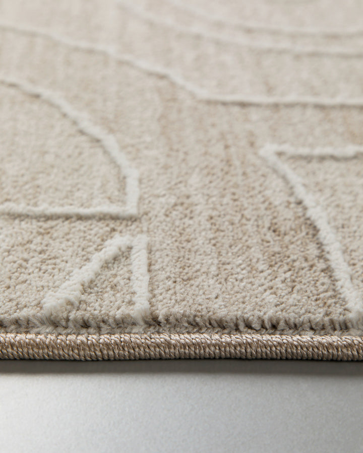 Kurzflor Teppich Beatle-B in Beige Bunt Nahaufnahme der weichen Oberflächenstruktur und Musterdetails