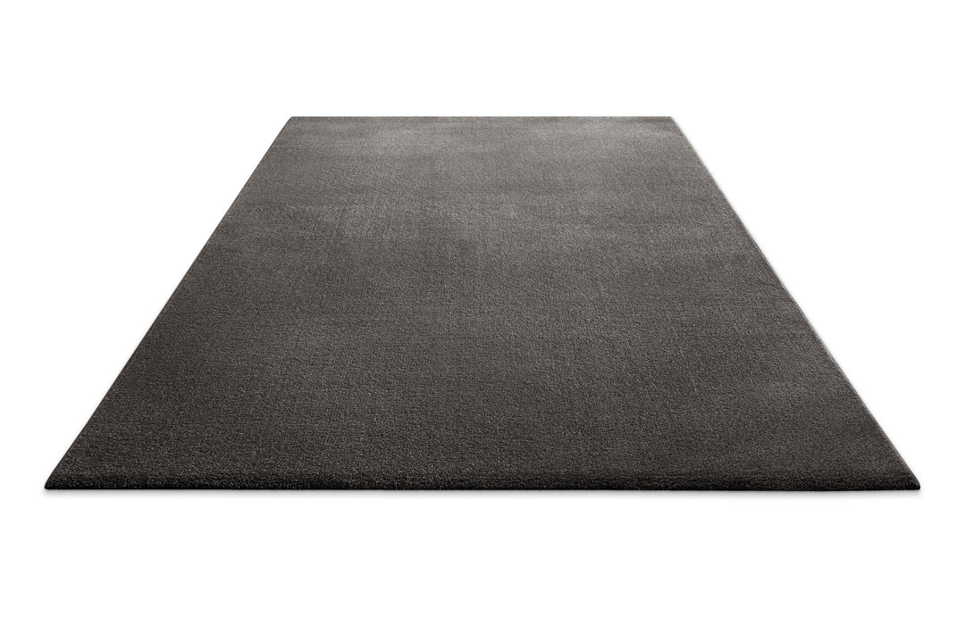 Kurzflor Teppich Montepulciano Anthrazit Grau rechteckig flach ausgelegt mit gleichmäßiger Oberfläche