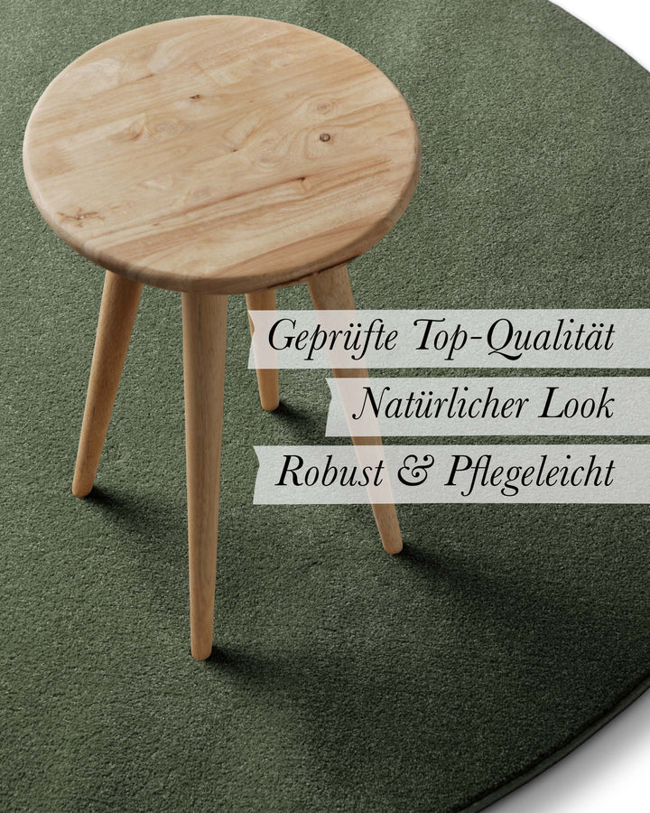 Kurzflor Teppich Freja Laub Grün rund im Wohnraum mit Eigenschaften wie geprüfte Qualität und natürlicher Look
