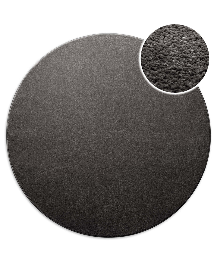 Kurzflor Teppich Montepulciano Anthrazit Grau rund, Draufsicht mit vergrößerter Detailansicht der dichten Florstruktur