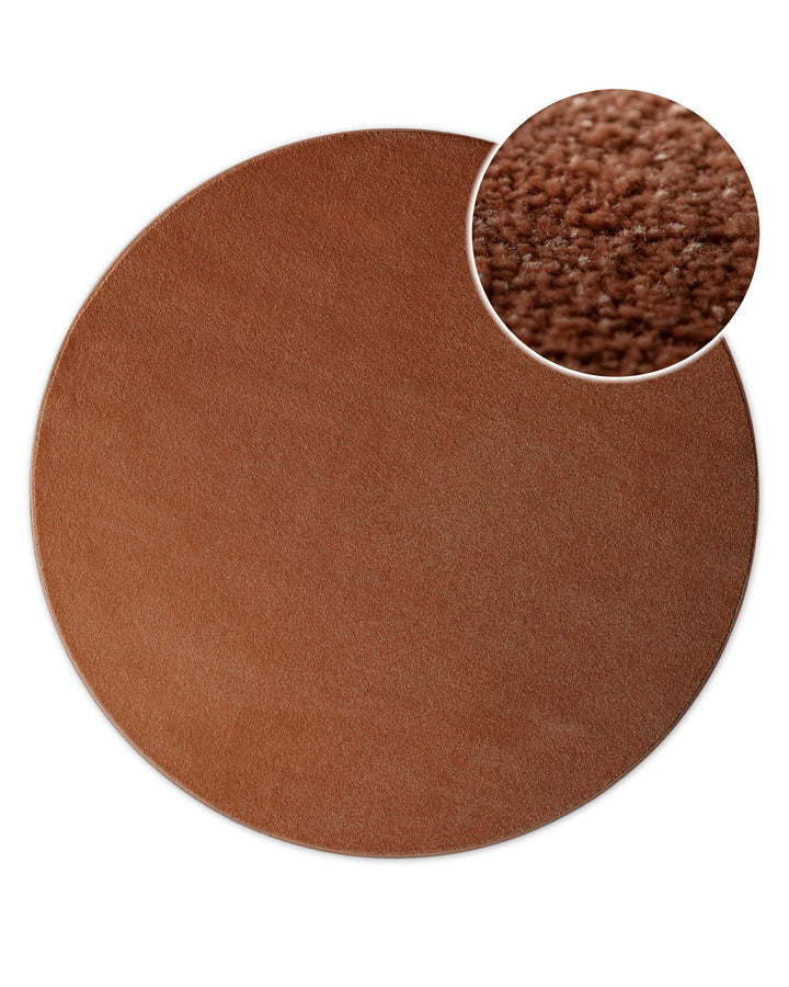 Kurzflor Teppich Vegas Rot rund, Draufsicht mit Detailausschnitt der Florstruktur auf hellem Hintergrund