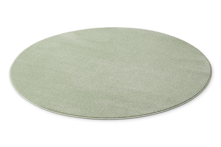 Kurzflor Teppich Vegas Hellgrün rund, flache Perspektive zeigt Kreisform auf hellem Hintergrund