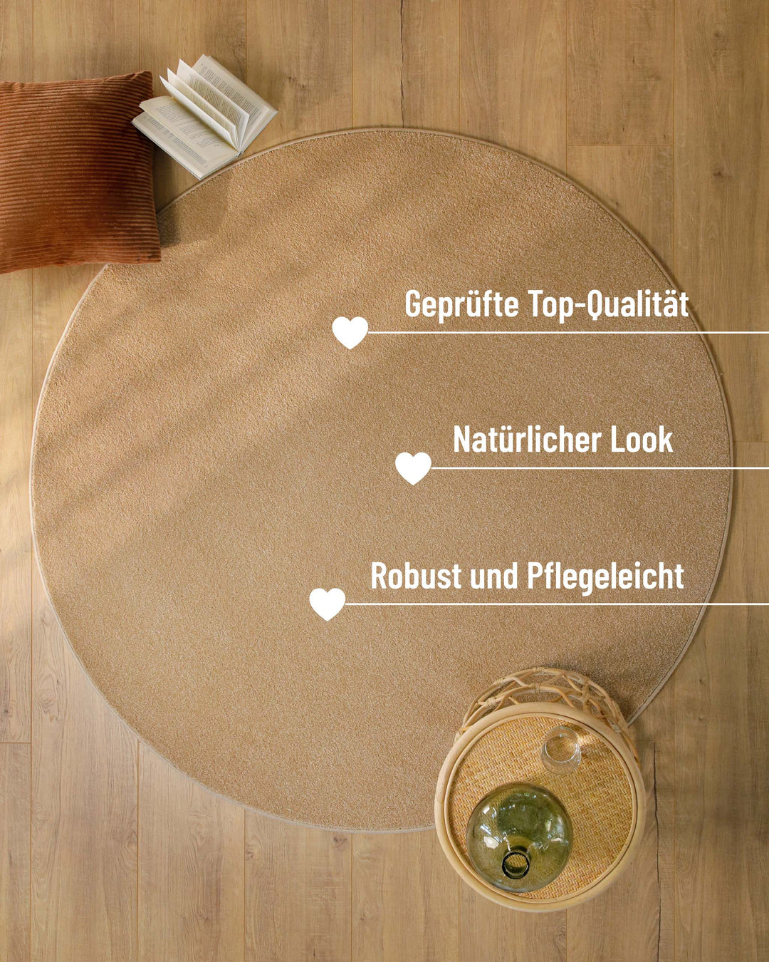 Kurzflor Teppich Vegas Beige rund im Raum mit Eigenschaften wie robust und pflegeleicht hervorgehoben