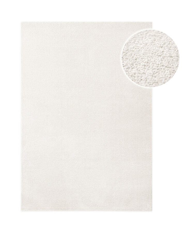 Kurzflor Teppich Vegas Creme rechteckig, Draufsicht mit Detailausschnitt der feinen Florstruktur auf hellem Hintergrund