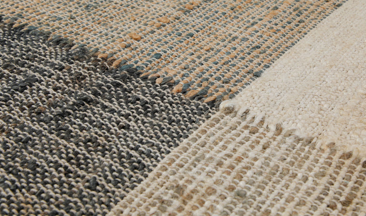 160x230 Teppich Wohnzimmer Architektur in Naturfaser – Helle Mitte mit grafischen Akzentfeldern