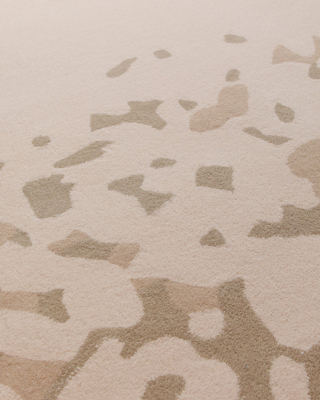 Terrazzo in Sand - Handtuft mit Farbverlauf 160 x 230 cm – Detailaufnahme der Textur