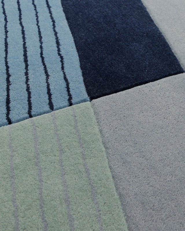 Salbei über Nachtblau - Handtuft  160 x 230 cm – Detailaufnahme der Textur