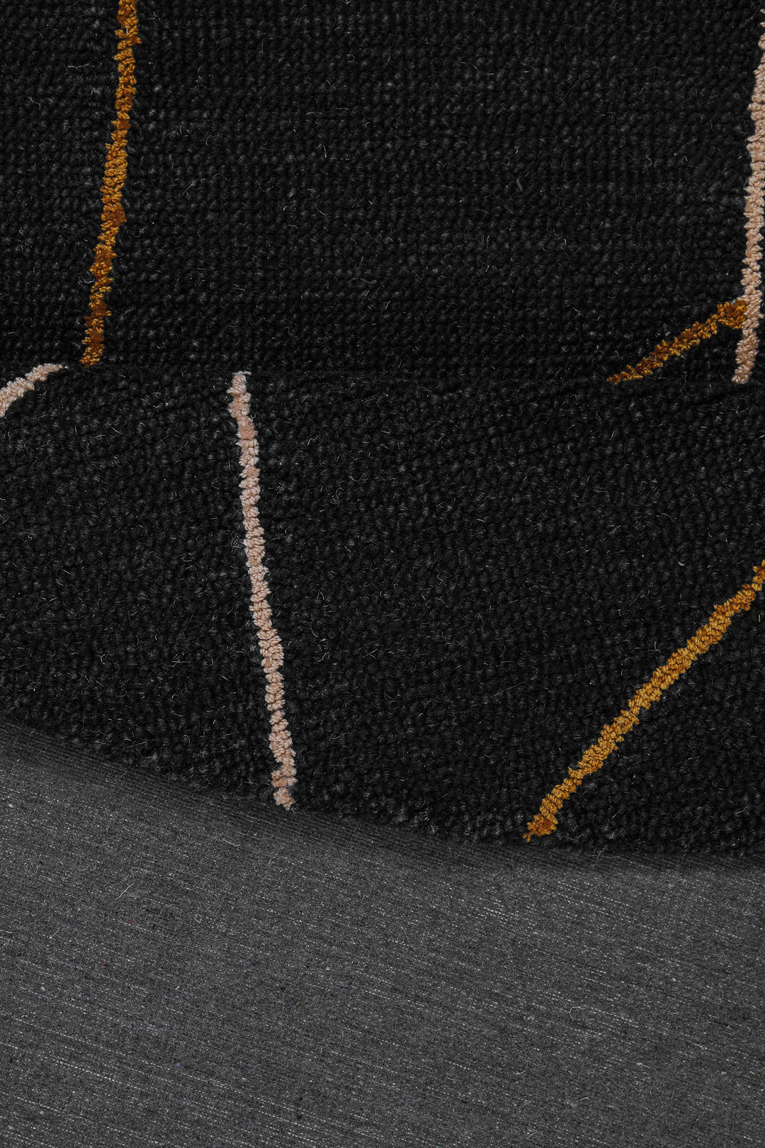 Kurzflorteppich Rund Anthrazit aus Schurwolle "Nox" WECONhome