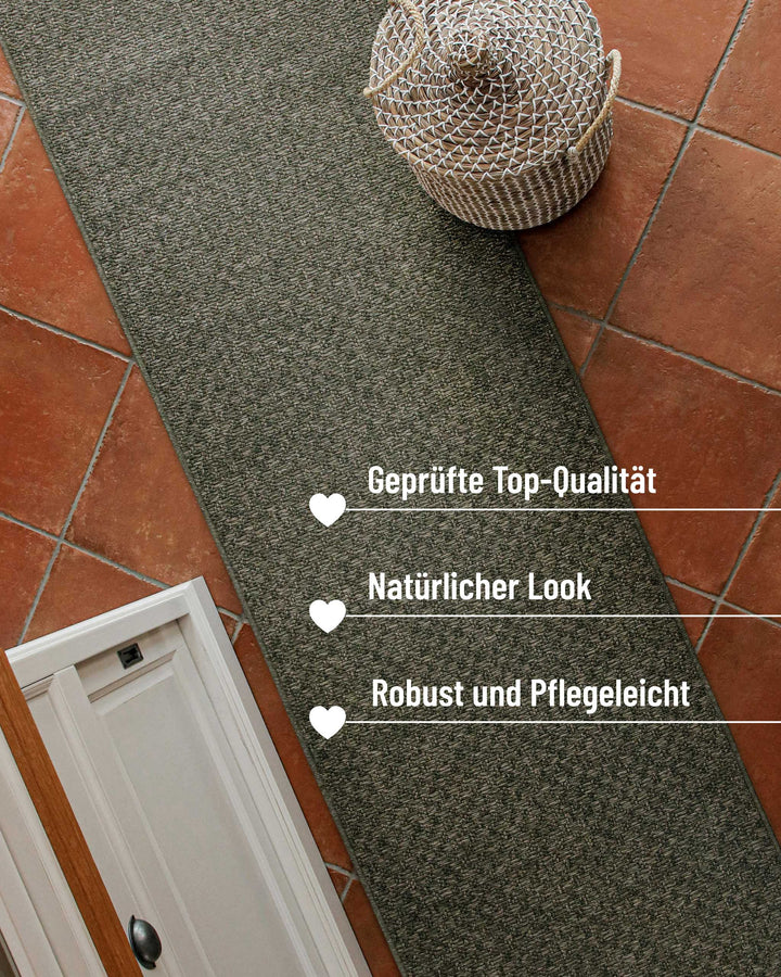 In-& Outdoor Teppich Miami South Beach grau oliv Läufer im Raum mit Details robust & pflegeleicht