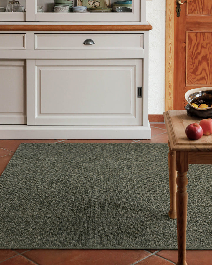 In-& Outdoor Teppich Miami South Beach grau oliv rechteckig im Raum mit Schrank