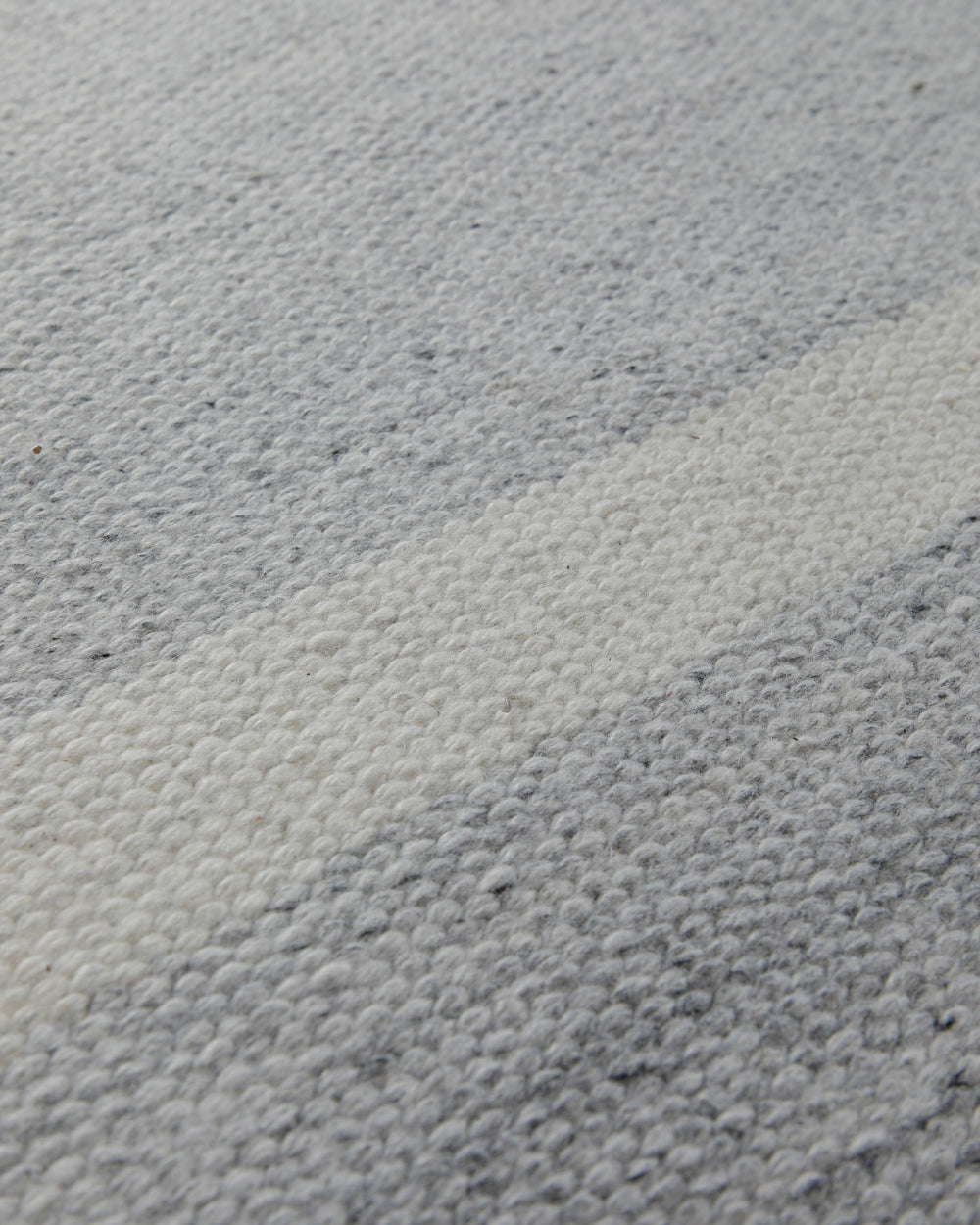 Handwebteppich Polypropylen outdoor Streifen rosé grau 160x230 cm – Close-up der Webart