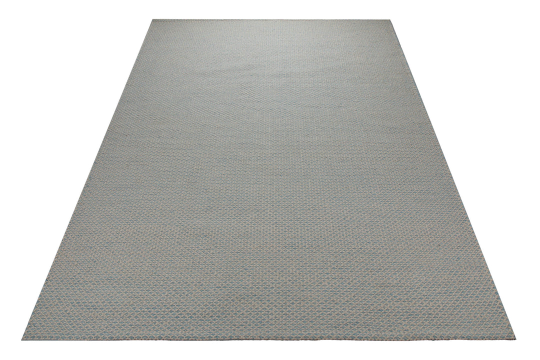 Summer Handwebteppich Wolle hellblau natur 160x230 cm – im Wohnraum in Szene gesetzt