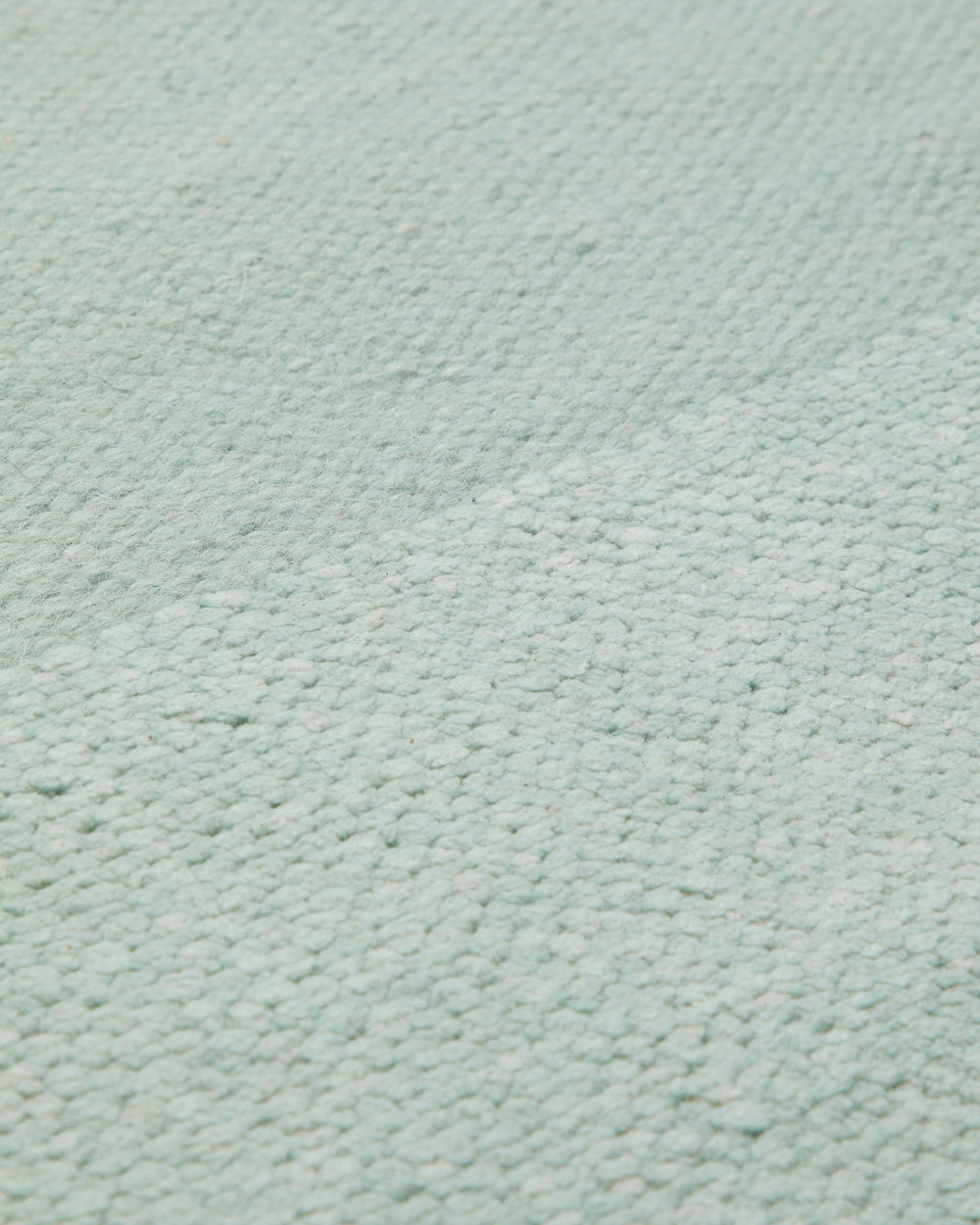 Spring Handwebteppich Chenille uni mint 160x230 cm – Nahaufnahme von Struktur und Textur