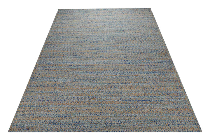Summer Handwebteppich Wolle meliert blau natur 160x230 cm – Lifestyle-Aufnahme im Interieur