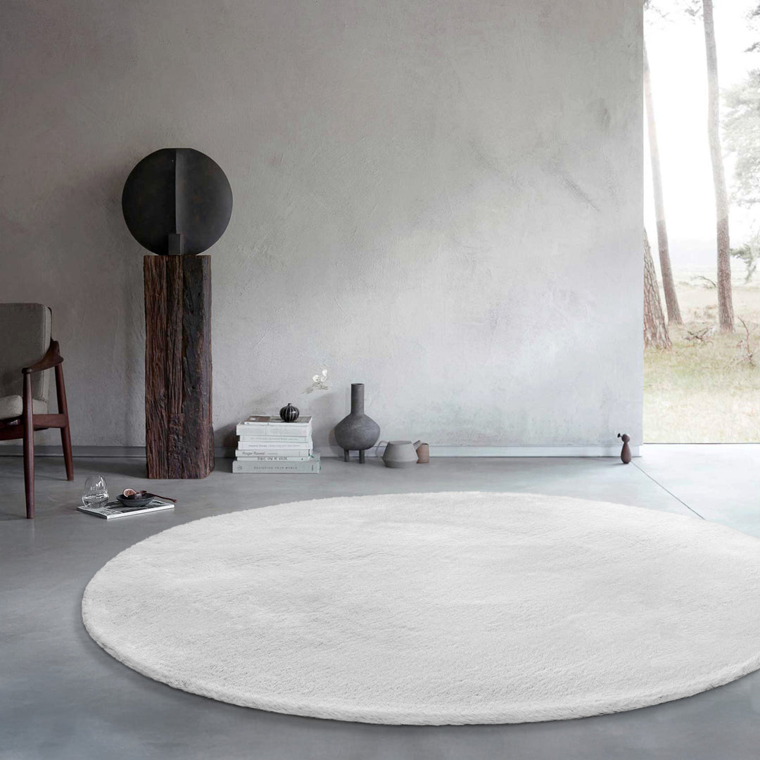 Kunstfell Teppich Rund Weiß flauschig und weich "Anna" WECONhome Basics