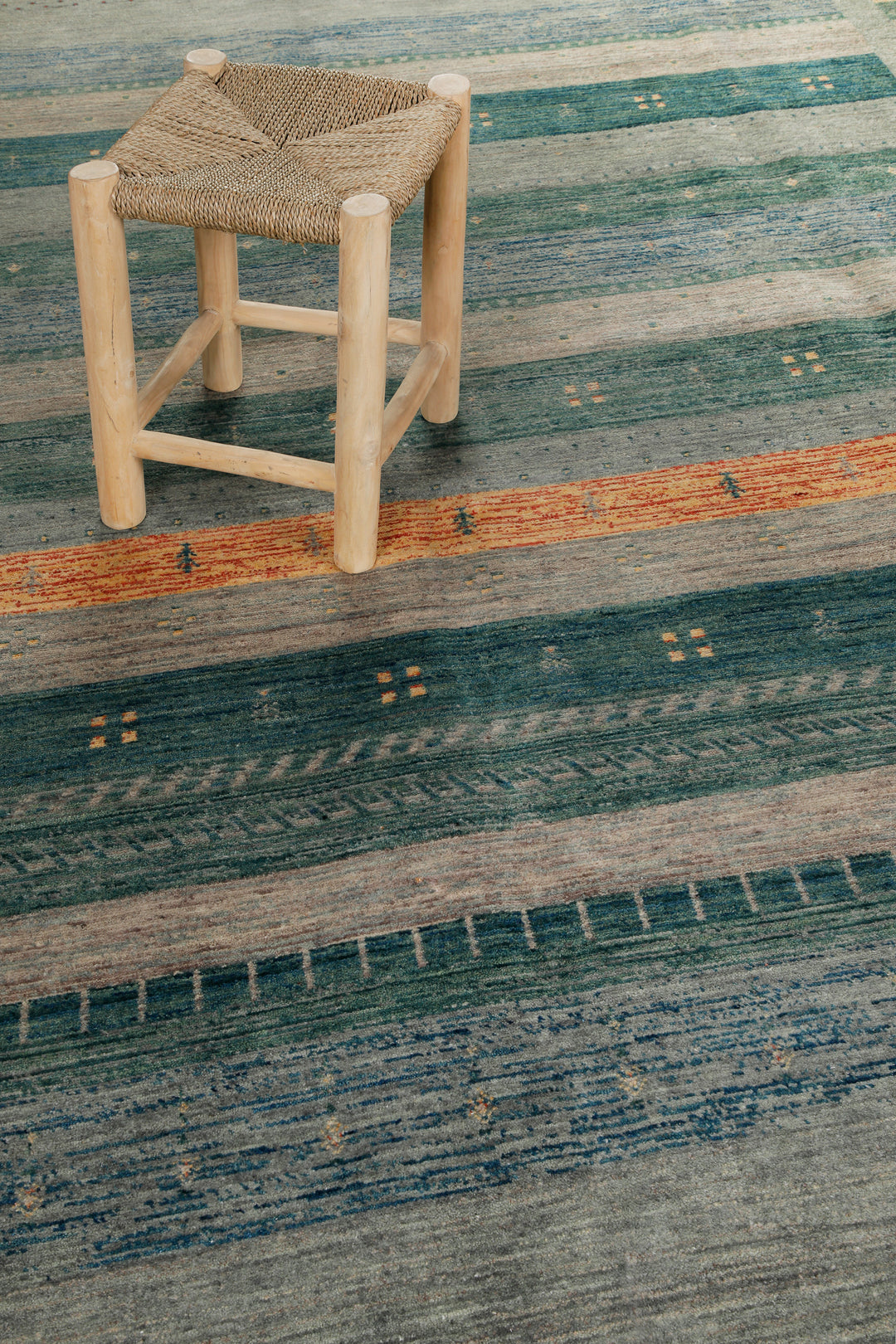 Loribaft Teppich 100 % Schurwolle 245x305 cm