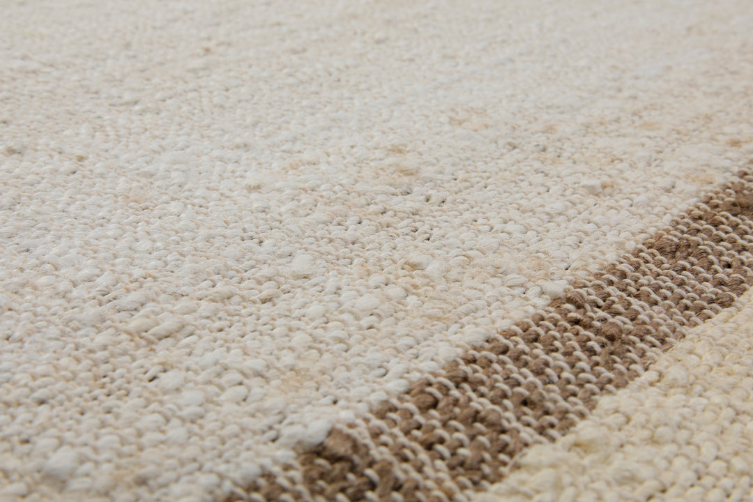 160x230 Teppich Wohnzimmer Stilles Naturweiß – Reduzierter Naturteppich mit Akzentlinie