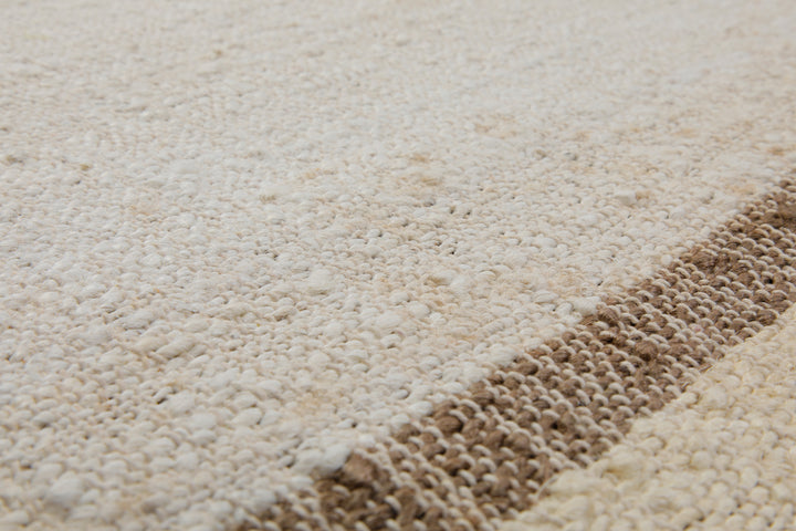 160x230 Teppich Wohnzimmer Stilles Naturweiß – Reduzierter Naturteppich mit Akzentlinie