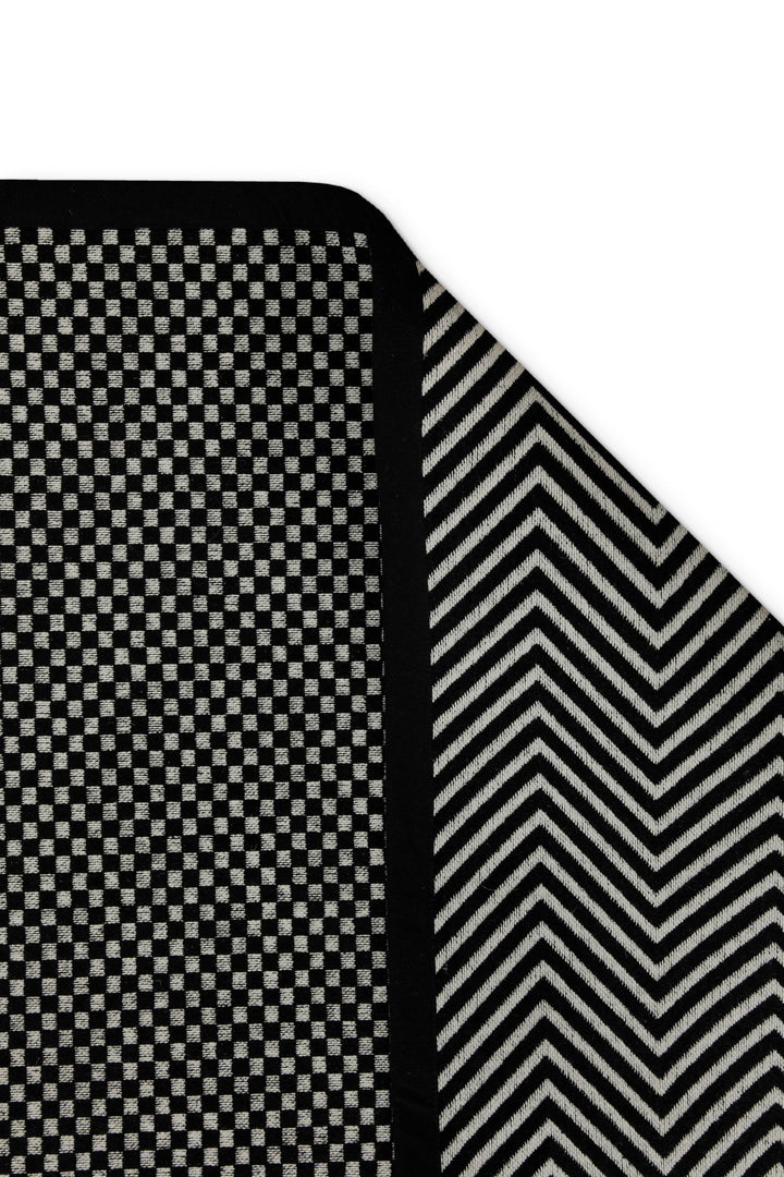 Handwebteppich Wolle Feinkaro schwarz weiß 160x230 cm – zweite Detailansicht