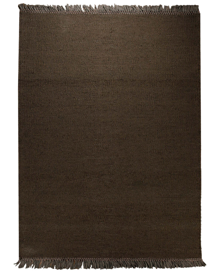 Dedon Outdoor Handwebteppich uni braun 160x230 cm – Komplettansicht des Teppichs freigestellt