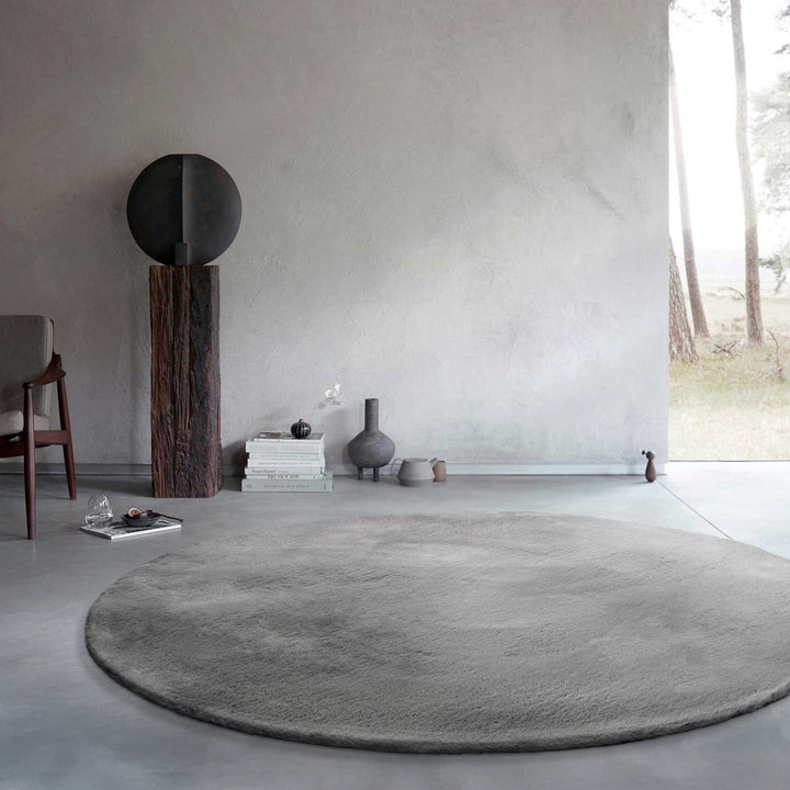 Kunstfell Teppich Rund Grau flauschig und weich "Anna" WECONhome Basics
