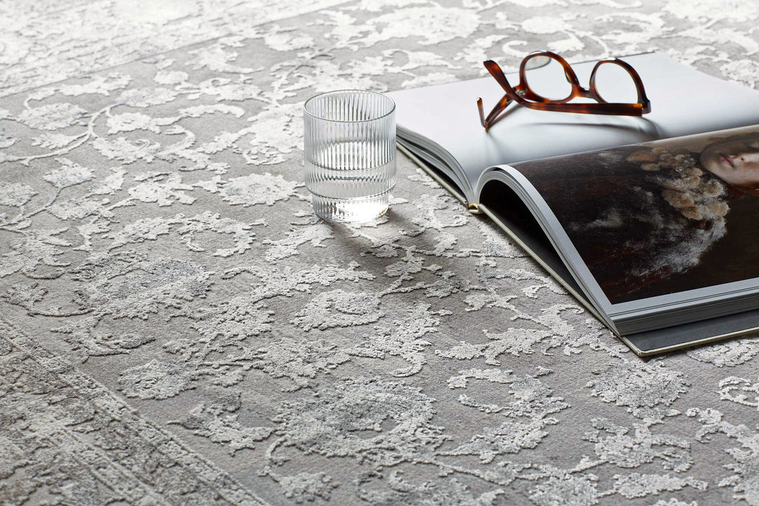 Vintage Teppich Grau Sand Beige Oriental "#Upperground Bazaar" by WECONhome