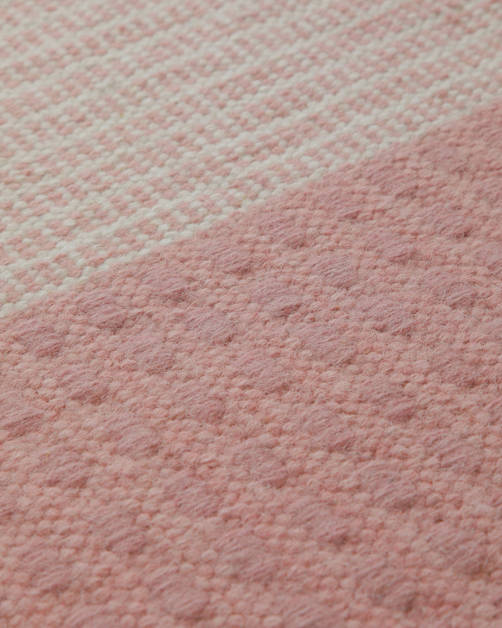 Handwebteppich Wolle Breitstreifen rosé grau 160x230 cm – Close-up der Webart