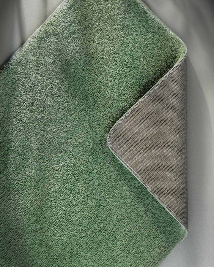 Badematte Badteppich Joris Grün flauschig Detail Flor umgeklappt
